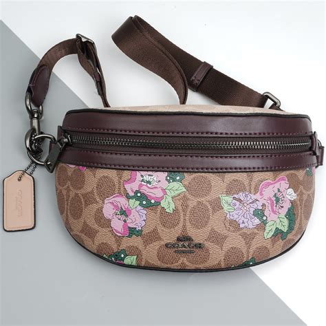 coach fanny pack crossbody.